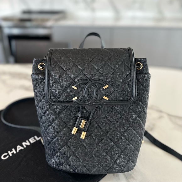 Chanel black caviar filigree backpack with matte gold hardware - Picture 1 of 5